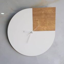 שעון קיר מעוצב מעץ