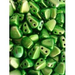 חרוזים ניב ביט,Matubo Nib-Bit 6/5mm 2 Hole Bead, 377-65-24205 Metalust – Apple Green