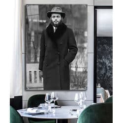 525 – תמונה של הרבי מליובאוויטש בצעירותו בשחור לבן להדפסה על זכוכית מחוסמת או קנבס