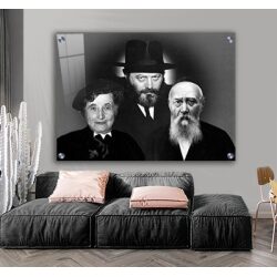424 – תמונה בשחור לבן של הרבי מליובאוויטש והוריו, הרב לוי יצחק והרבנית חנה שניאורסון