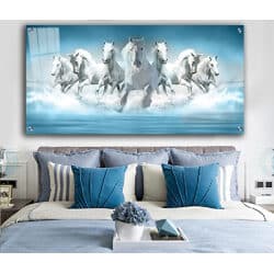 A-150 ציור מודרני של סוסים לבנים דוהרים בים על זכוכית או קנבס