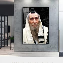 5104 – תמונה מעוצבת של הרב אהרן יהודה לייב שטיינמן עם תפילין על קנבס או זכוכית