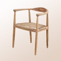 כיסא/כורסא מעץ טיק