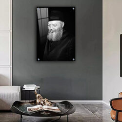 497 – תמונה של הרבי מליובאוויטש מחייך בשחור לבן על קנבס או זכוכית