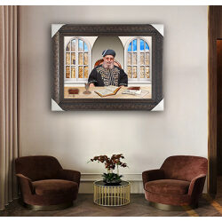 1593 – ציור מיוחד של הרב עובדיה יוסף יושב בחדר על קנבס או זכוכית