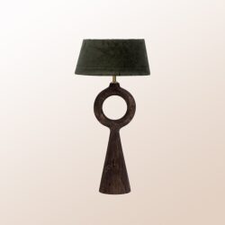 מנורה שולחנית עץ בשילוב ירוק