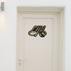 שלט לדלת דגם A01 צבע-זהב-מראה