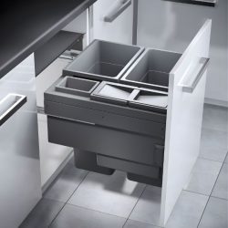 פח אשפה ‘קרגו’ נשלף למגירת מטבח 91 (1X5L 1X10L 2X38L) ליטר, דלת 60 ס”מ, אפור כהה Hailo