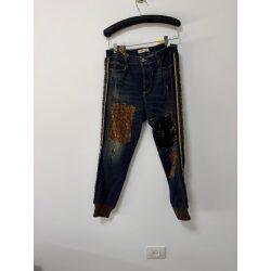 מכנס גינס בסגנון אתני